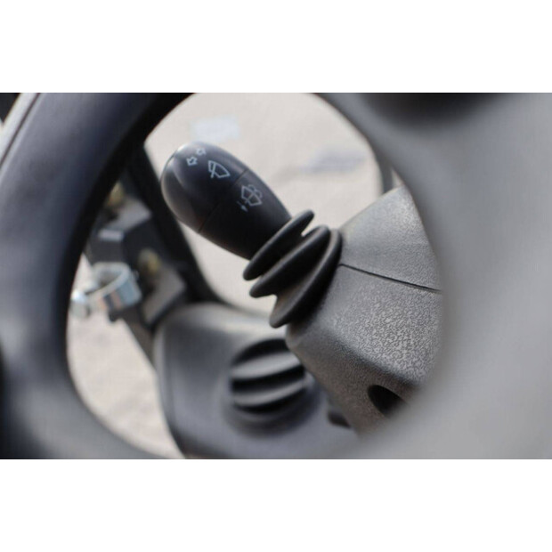 2017 Linde E30L-01-41551583