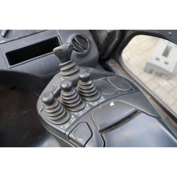 2017 Linde E30L-01-41551584