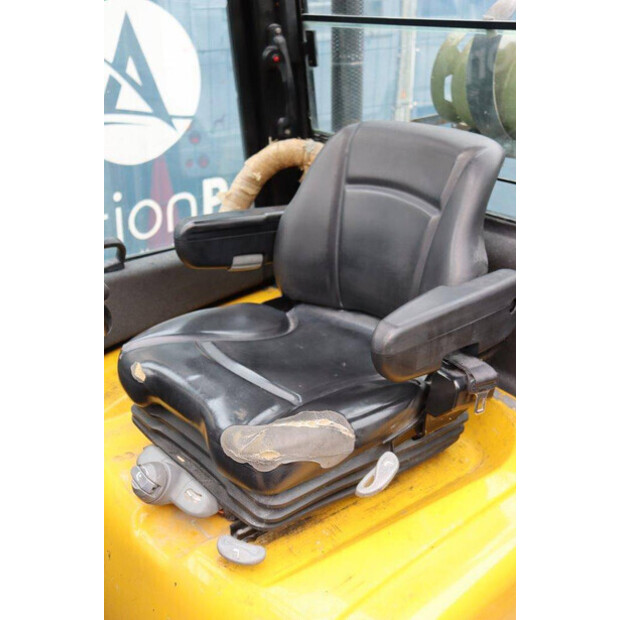 2012 يال GLP25VX-41551889