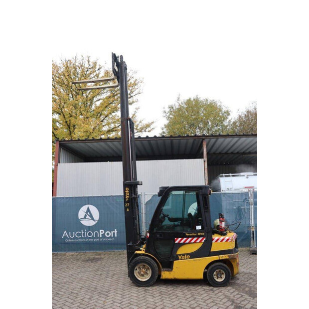 2012 Yale GLP30VX-41552200