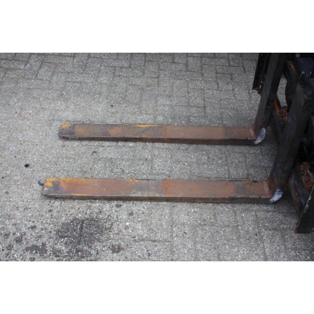 2017 Yale ERP25VLE2145-41552519