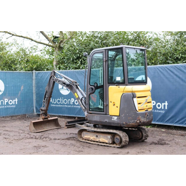 2014 Volvo EC18C-41552875