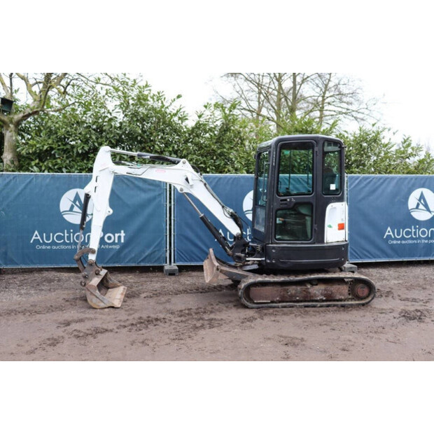 2012 BOBCAT E26-41552916