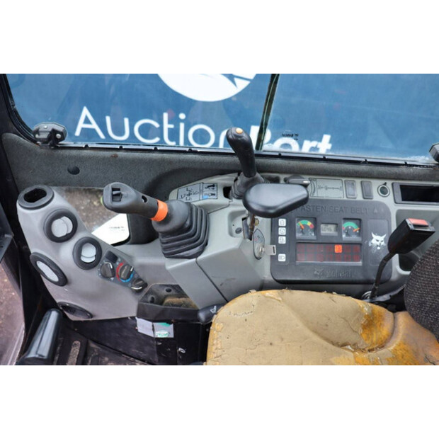 2012 BOBCAT E26-41552946