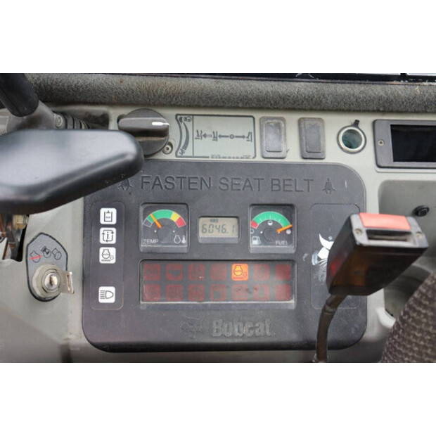 2012 BOBCAT E26-41552947