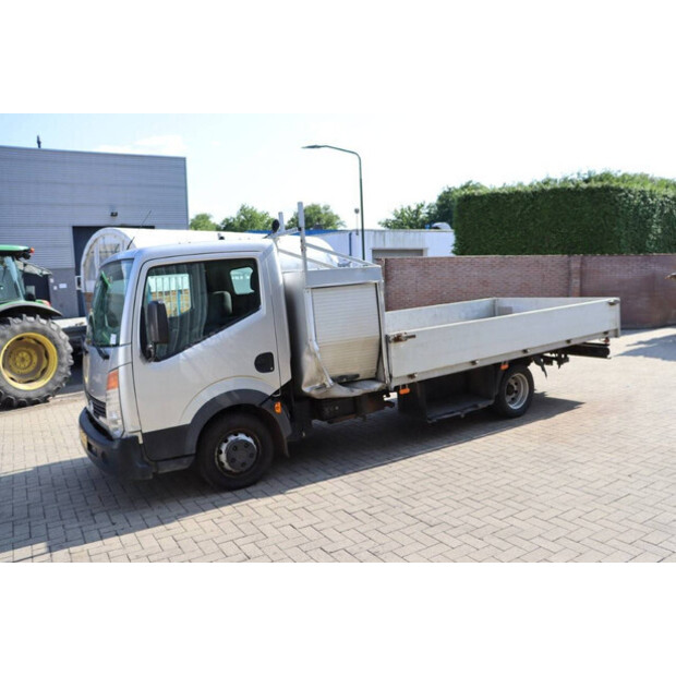 NISSAN Cabstar-41553404