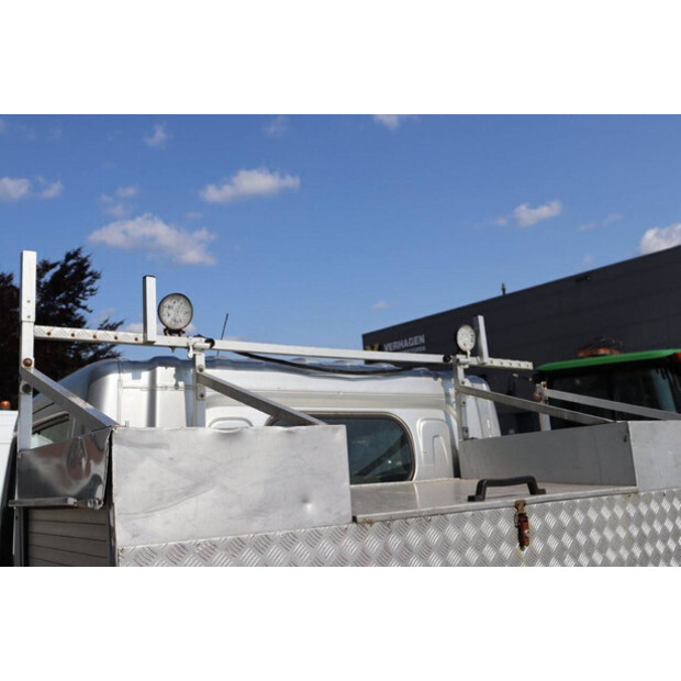 NISSAN Cabstar-41553424