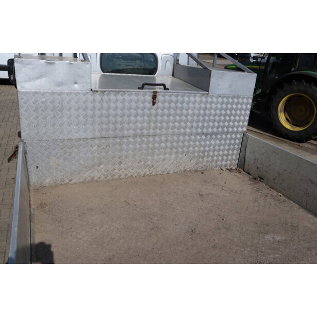 NISSAN Cabstar-41553426