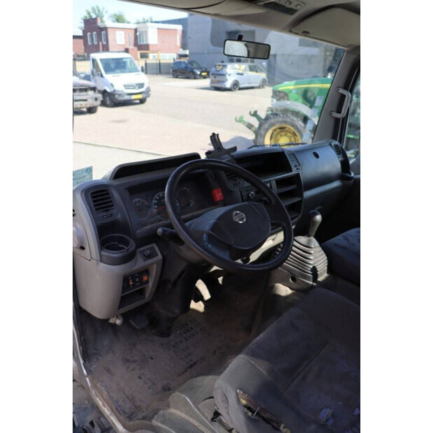NISSAN Cabstar-41553431