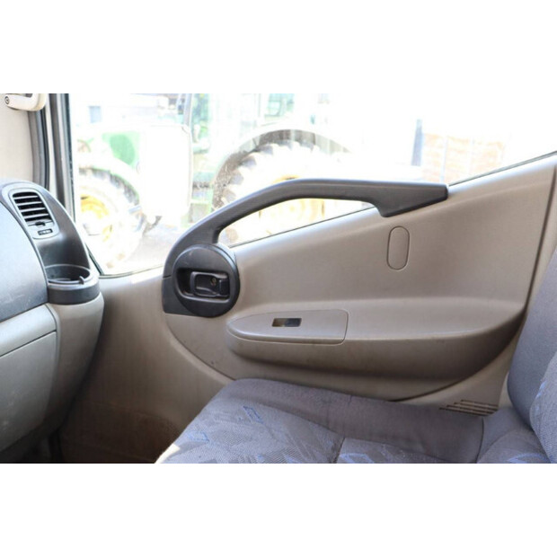 NISSAN Cabstar-41553434