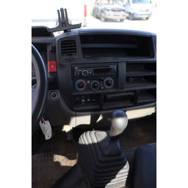 NISSAN Cabstar-41553440