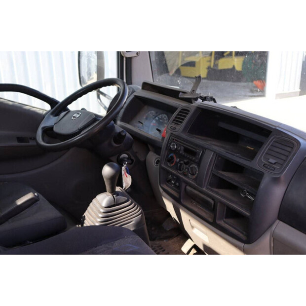 NISSAN Cabstar-41553445