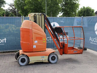 Image for AERIAL LIFTS 2011 JLG TOUCAN 10E