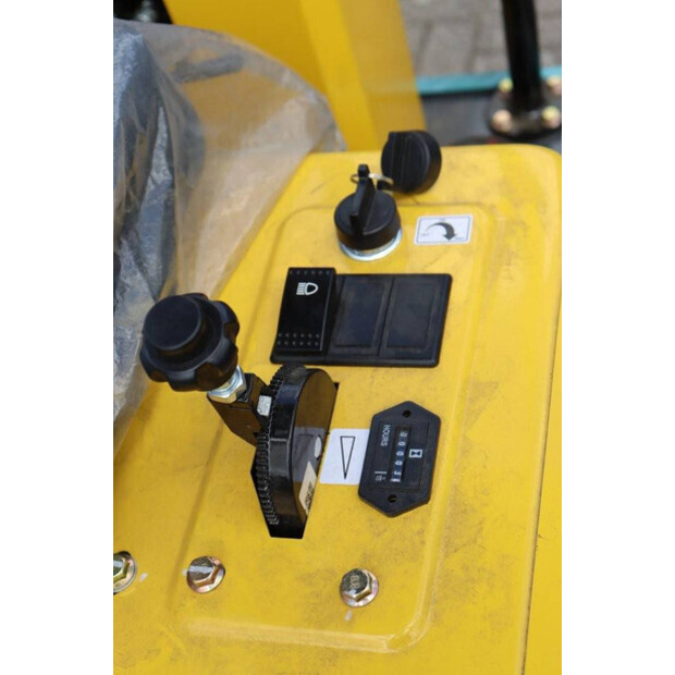 2025 DigMaster DM100-41553691