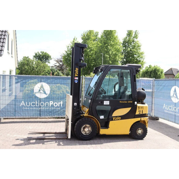 2015 Yale GLP25VX V2770-41553811