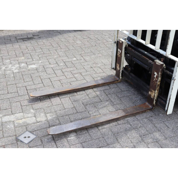 2015 Yale GLP25VX V2770-41553821