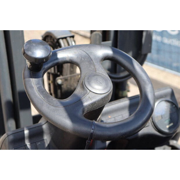 2002 ليندي E18C-02-41553875