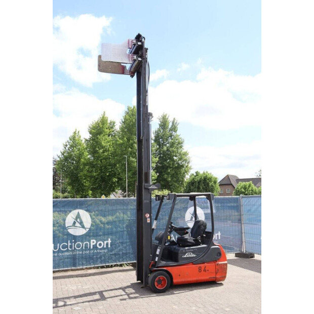 2002 ليندي E18C-02-41553881