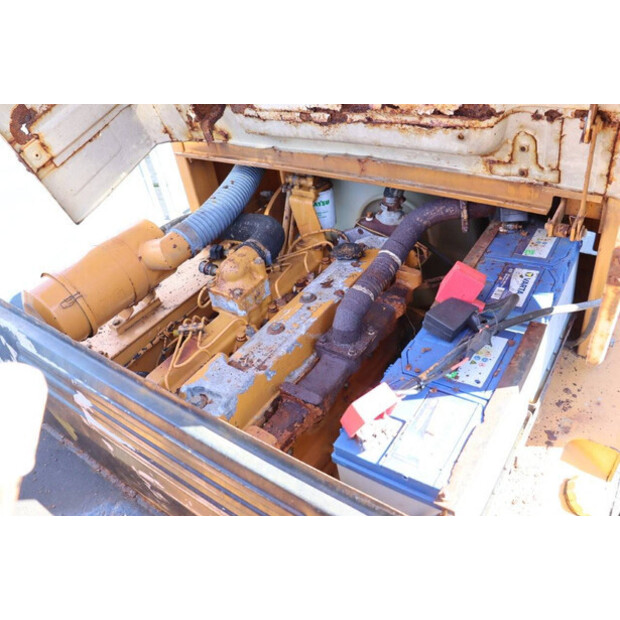 كوماتسو FD35-4-41554183