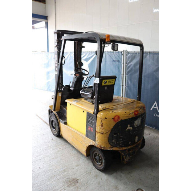 2008 Caterpillar EP25KPAC-41554421