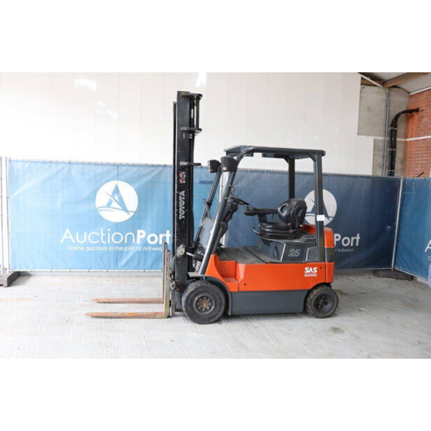 2004 Toyota 7FBMF25-41554481