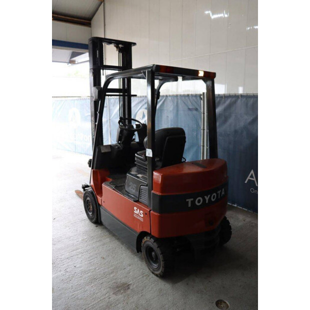2004 Toyota 7FBMF25-41554483