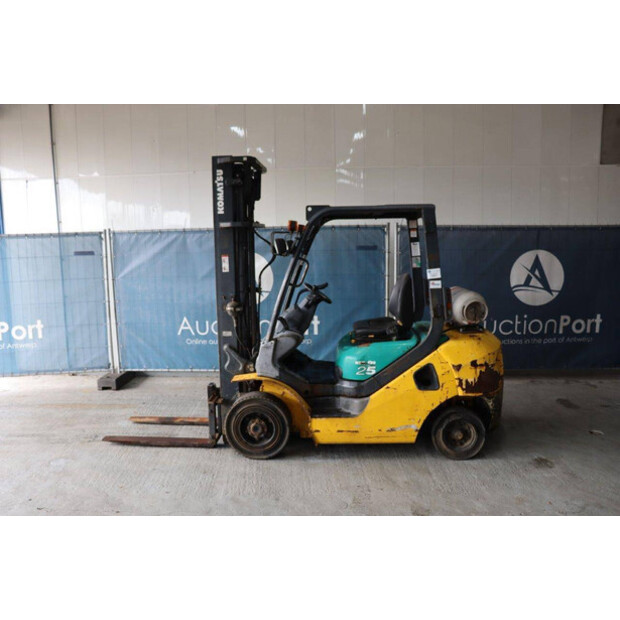 2007 كوماتسو FG25HT-16R-41554512