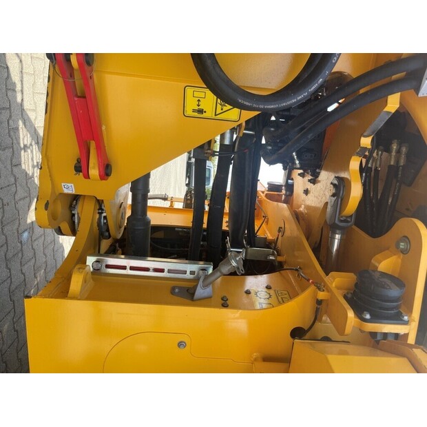 2017 فولفو L120H-41562612
