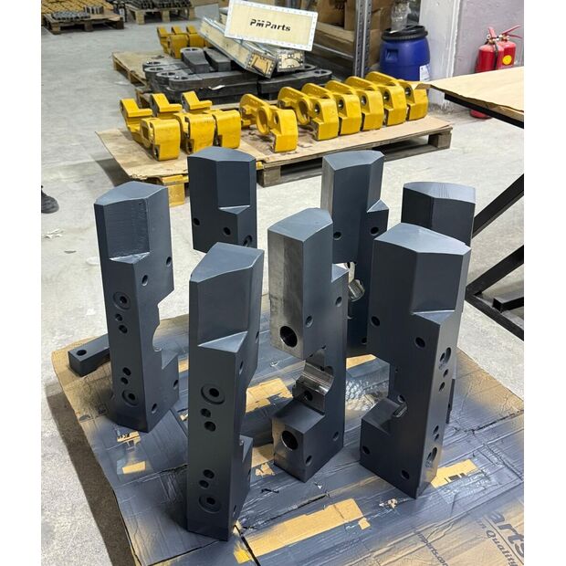  BEARING LEFT AND RIGHT 93504474, 93504475-41563431