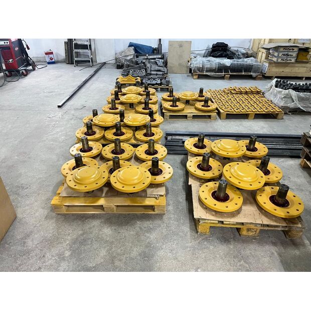  Front Axle Spindle 8W-8628, 5T-8141-41563453