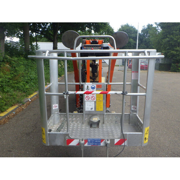 2015 JLG X23J-41568082
