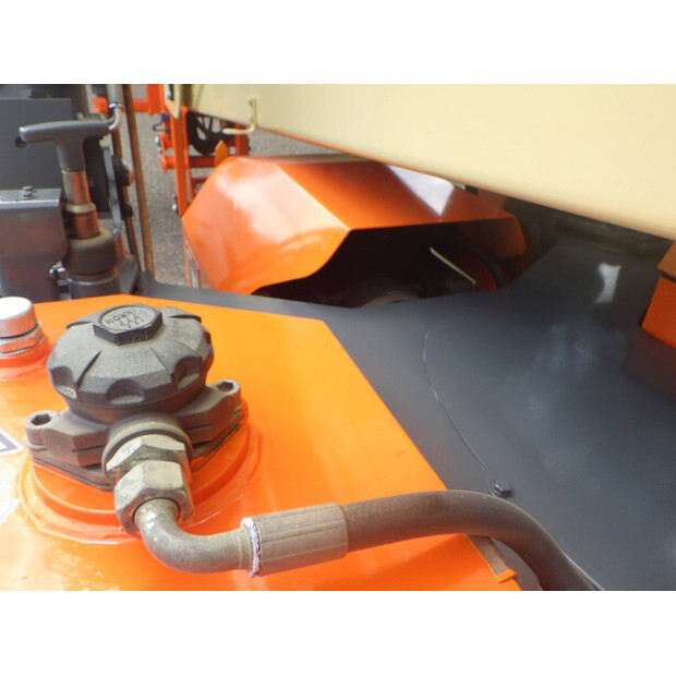 2015 JLG X23J-41568085