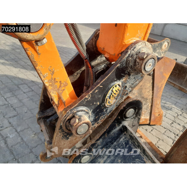 2021 دووسان DX85R-3-41568196
