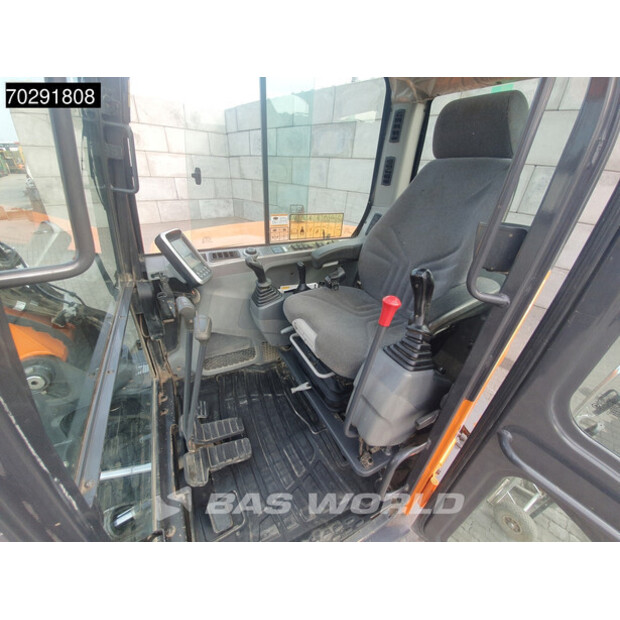 2021 دووسان DX85R-3-41568222