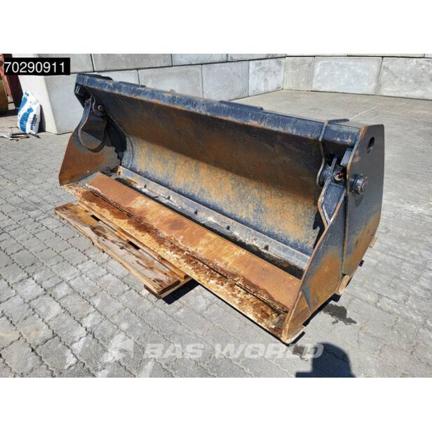 2023 4-1 BUCKET-41568477