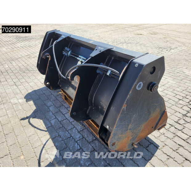 2023 4-1 BUCKET-41568480
