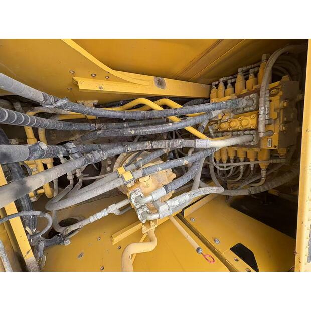 2022 كوماتسو PC200-8MO-41568551