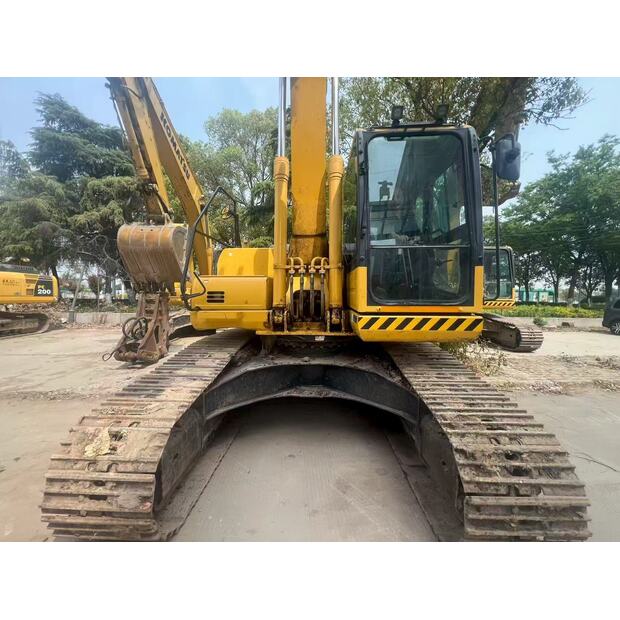2022 كوماتسو PC200-8MO-41568553