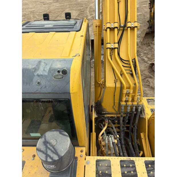 2022 كوماتسو PC200-8MO-41568554
