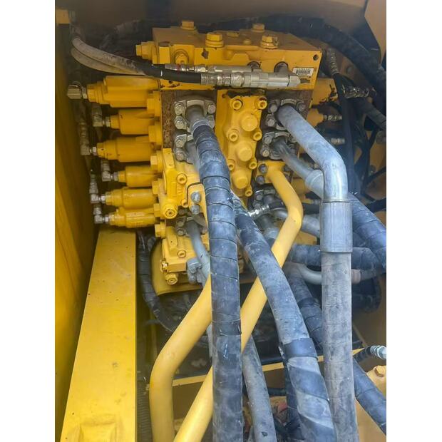 2022 كوماتسو PC200-8MO-41568555