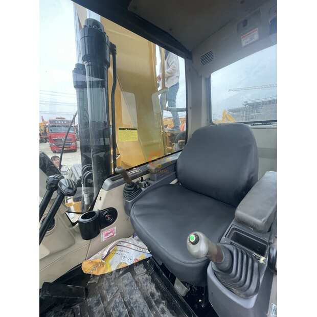 2021 Caterpillar 320C-41568606