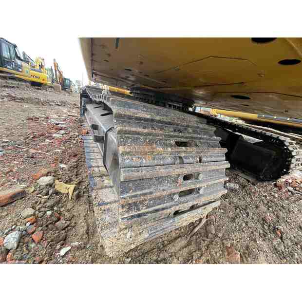 2023 Caterpillar 320D-41568715
