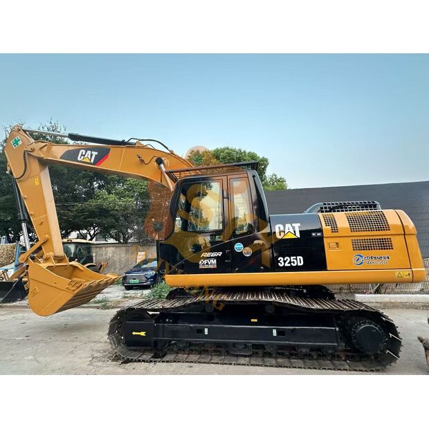 2024 كاتربيلر 325D-41569542