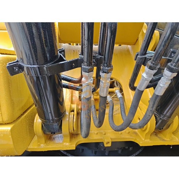 2022 Caterpillar 320D-41569568