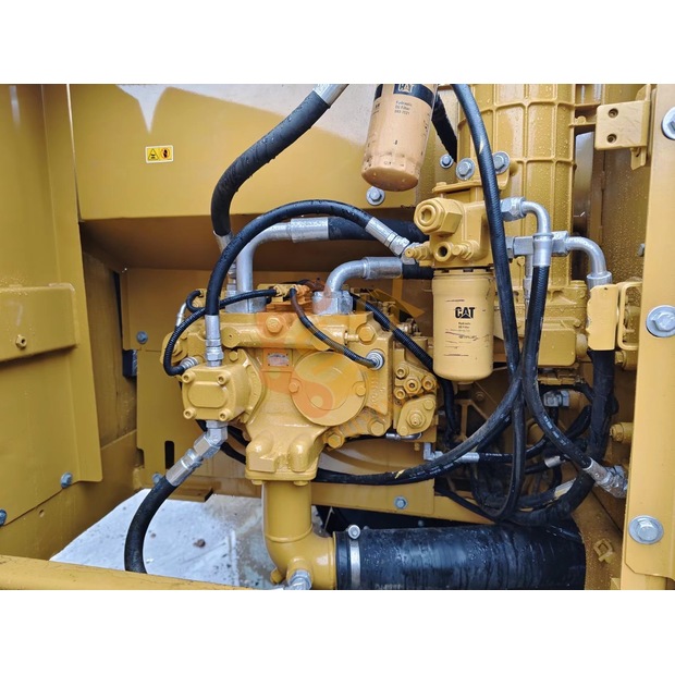 2022 Caterpillar 320D-41569571