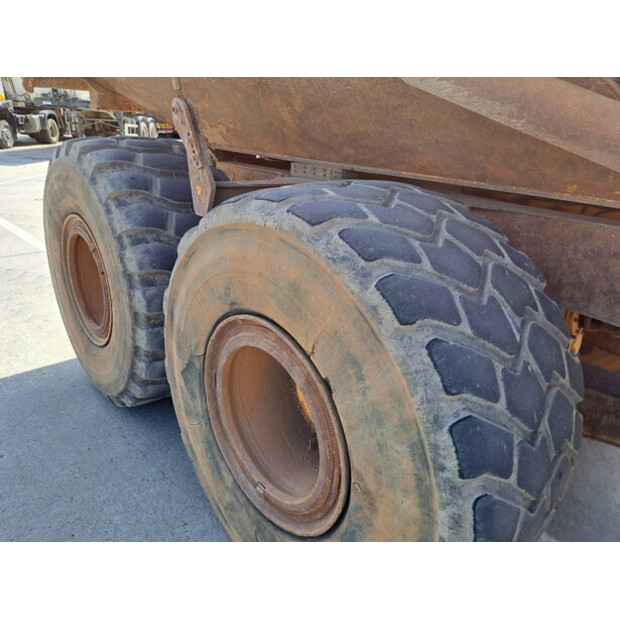 2013 فولفو A25F-41569757