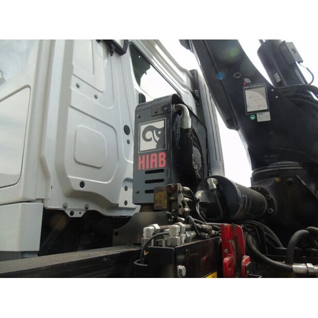 2019 مرسيدس بنز Arocs 2051-41571032