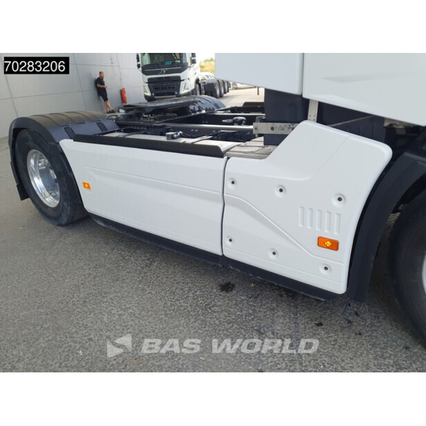2021 رينو T 520-41572256