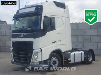 Image for Semi Trucks 2017 Volvo FH500