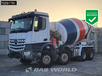 صورة ل خلاطات خرسانية 2015 مرسيدس بنز AROCS 3240